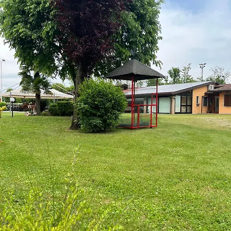 Al Buttasella Farm stay *